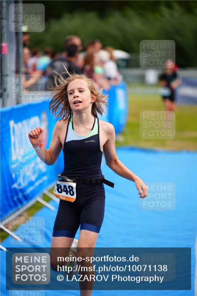 30.08.2026 - Elbe Triathlon Hamburg LAZAROV Photography http://msf.ph/oto/10071138 30.08.2026 12:56:53 Ziel 1608, 1848 meine-sportfotos.de