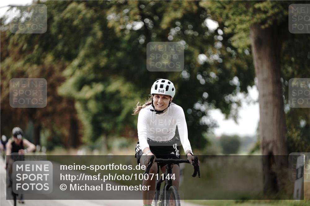 30.08.2026 - Elbe Triathlon Hamburg Michael Burmester http://msf.ph/oto/10071144 30.08.2026 10:01:58 Radfahren 640, 827, 848 meine-sportfotos.de