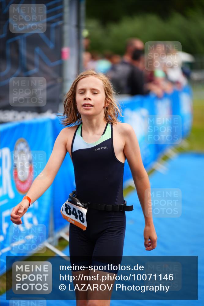 30.08.2026 - Elbe Triathlon Hamburg LAZAROV Photography http://msf.ph/oto/10071146 30.08.2026 12:56:54 Ziel 1608, 1832, 1848 meine-sportfotos.de
