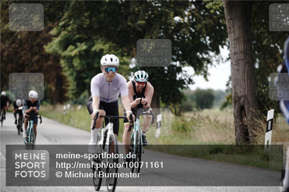 30.08.2026 - Elbe Triathlon Hamburg Michael Burmester http://msf.ph/oto/10071161 30.08.2026 10:02:07 Radfahren 438, 552, 622, 640, 702, 704, 915, 940 meine-sportfotos.de