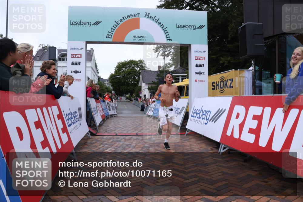 30.08.2026 - Blankeneser Heldenlauf Lena Gebhardt http://msf.ph/oto/10071165 30.08.2026 10:10:48 Ziel 5149, 5797 meine-sportfotos.de