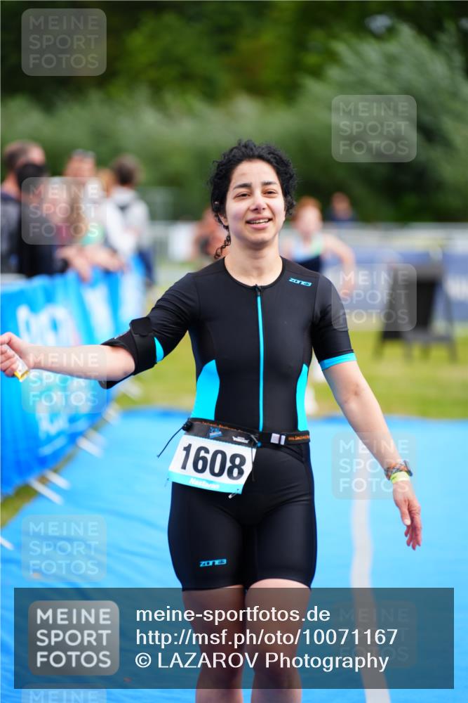 30.08.2026 - Elbe Triathlon Hamburg LAZAROV Photography http://msf.ph/oto/10071167 30.08.2026 12:57:00 Ziel 1608, 1832, 1858 meine-sportfotos.de