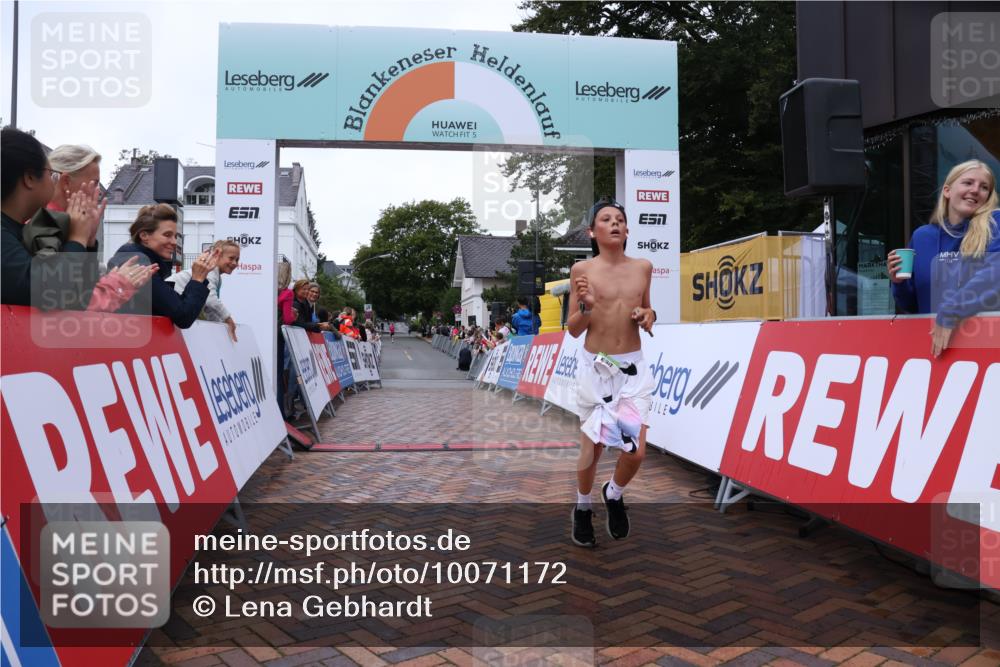 30.08.2026 - Blankeneser Heldenlauf Lena Gebhardt http://msf.ph/oto/10071172 30.08.2026 10:10:49 Ziel 5149, 5797 meine-sportfotos.de