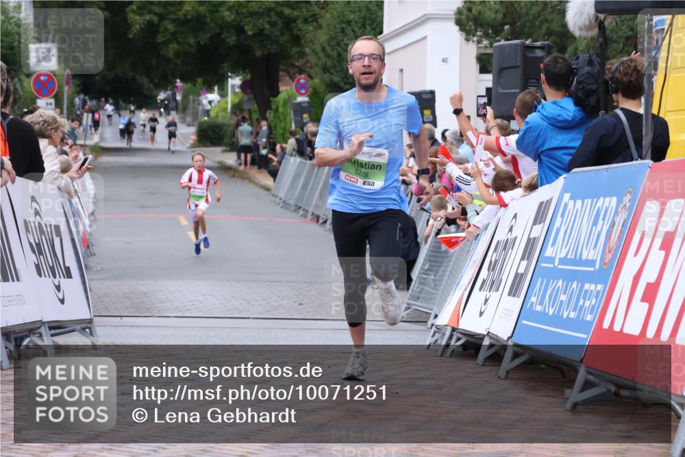 30.08.2026 - Blankeneser Heldenlauf Lena Gebhardt http://msf.ph/oto/10071251 30.08.2026 10:11:08 Ziel 5228, 5544 meine-sportfotos.de