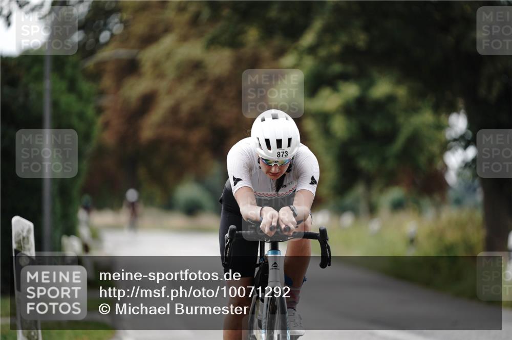 30.08.2026 - Elbe Triathlon Hamburg Michael Burmester http://msf.ph/oto/10071292 30.08.2026 10:03:26 Radfahren 499, 681, 873 meine-sportfotos.de