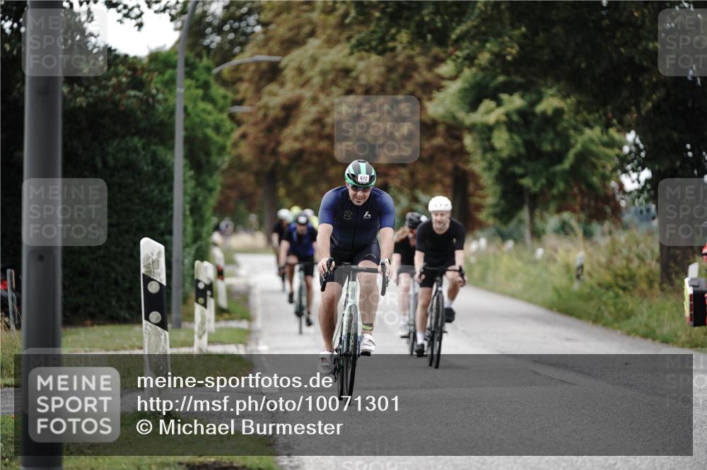 30.08.2026 - Elbe Triathlon Hamburg Michael Burmester http://msf.ph/oto/10071301 30.08.2026 10:03:40 Radfahren 572, 672, 764, 795, 824, 945 meine-sportfotos.de