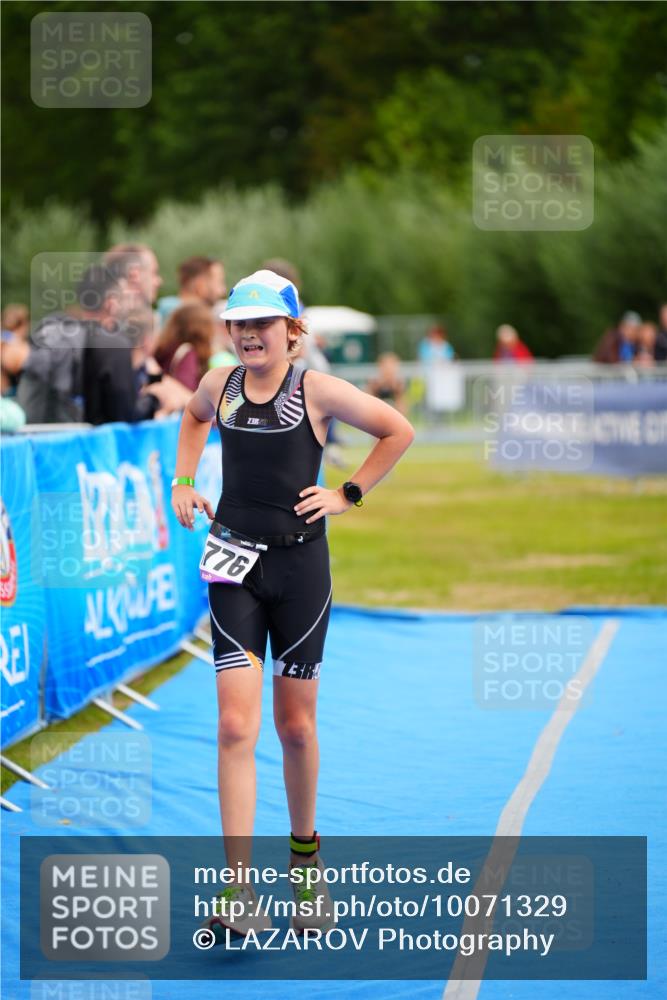 30.08.2026 - Elbe Triathlon Hamburg LAZAROV Photography http://msf.ph/oto/10071329 30.08.2026 12:57:59 Ziel 1776 meine-sportfotos.de