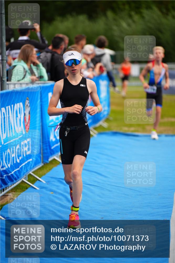 30.08.2026 - Elbe Triathlon Hamburg LAZAROV Photography http://msf.ph/oto/10071373 30.08.2026 12:58:34 Ziel 1779, 1806 meine-sportfotos.de
