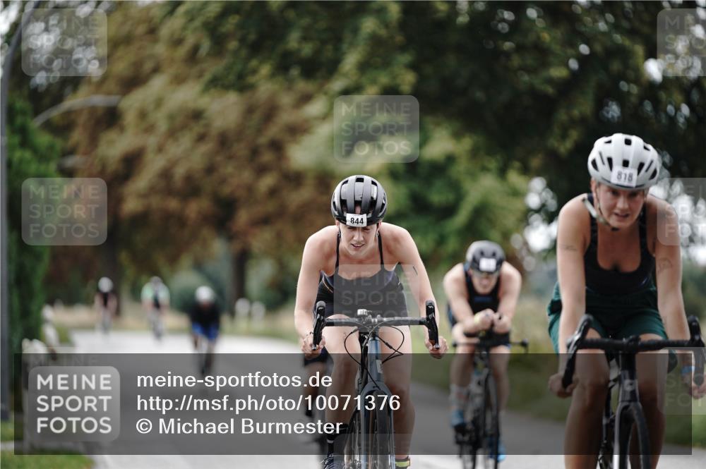 30.08.2026 - Elbe Triathlon Hamburg Michael Burmester http://msf.ph/oto/10071376 30.08.2026 10:04:20 Radfahren 597, 766, 818, 844, 952, 974 meine-sportfotos.de