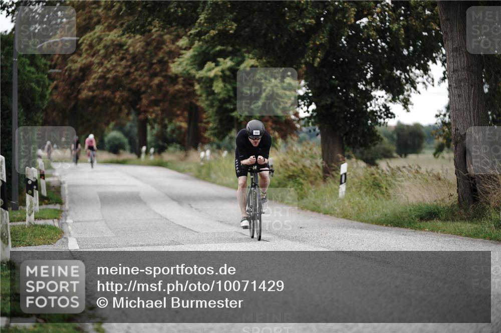 30.08.2026 - Elbe Triathlon Hamburg Michael Burmester http://msf.ph/oto/10071429 30.08.2026 10:04:56 Radfahren 660 meine-sportfotos.de