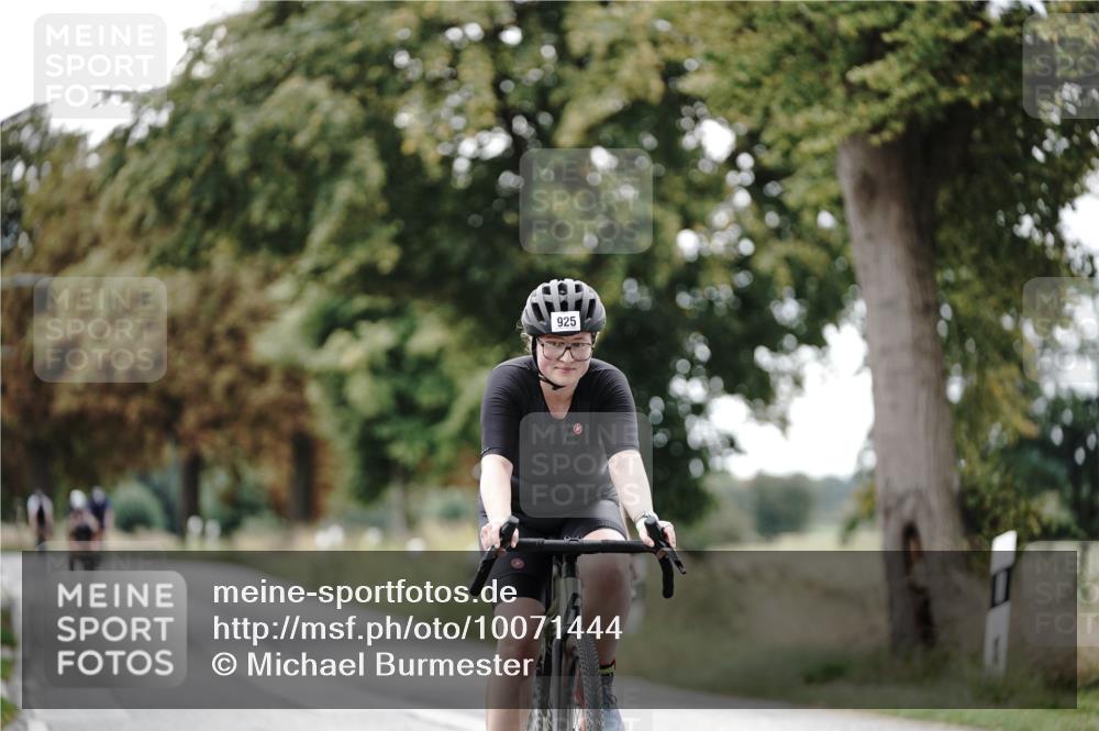30.08.2026 - Elbe Triathlon Hamburg Michael Burmester http://msf.ph/oto/10071444 30.08.2026 10:05:09 Radfahren 703, 821, 925 meine-sportfotos.de