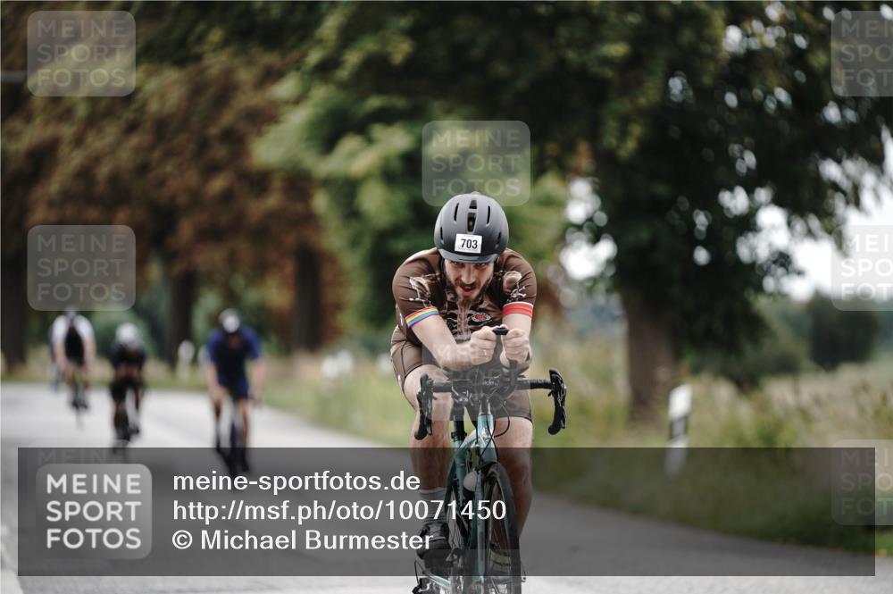 30.08.2026 - Elbe Triathlon Hamburg Michael Burmester http://msf.ph/oto/10071450 30.08.2026 10:05:14 Radfahren 591, 659, 703, 798 meine-sportfotos.de