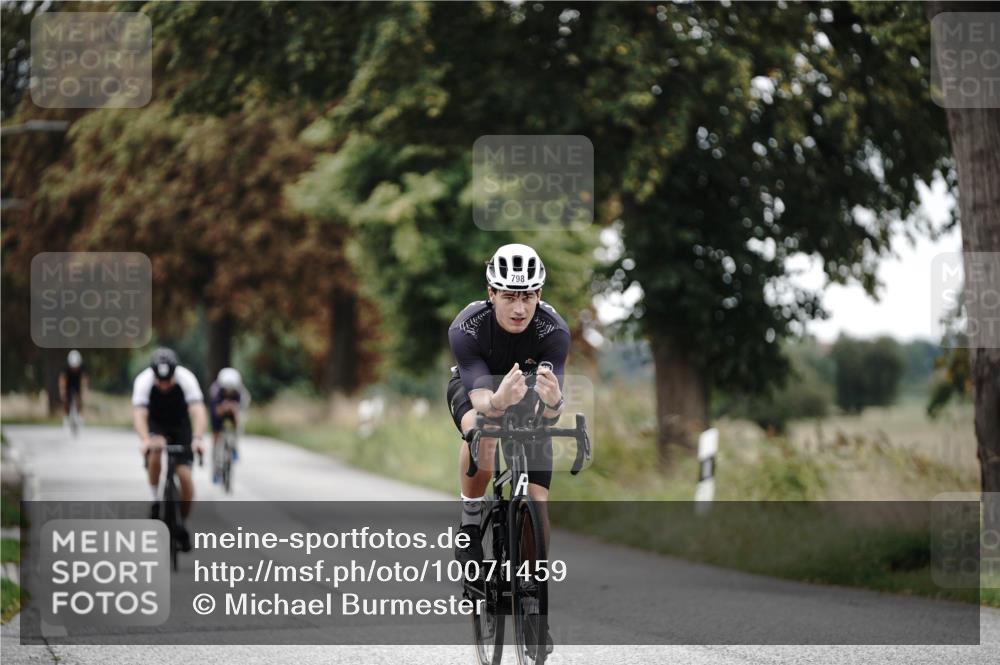 30.08.2026 - Elbe Triathlon Hamburg Michael Burmester http://msf.ph/oto/10071459 30.08.2026 10:05:18 Radfahren 591, 659, 683, 798 meine-sportfotos.de