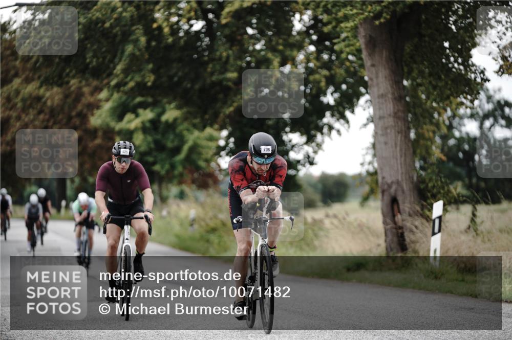 30.08.2026 - Elbe Triathlon Hamburg Michael Burmester http://msf.ph/oto/10071482 30.08.2026 10:05:39 Radfahren 525, 565, 708, 793, 817, 941 meine-sportfotos.de