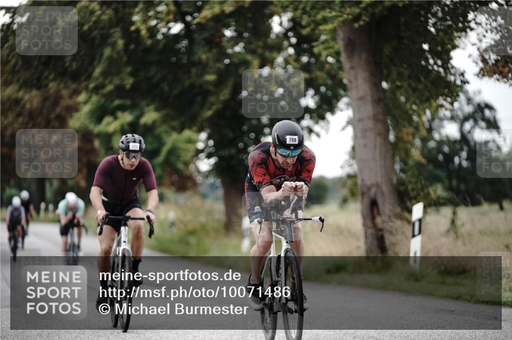 30.08.2026 - Elbe Triathlon Hamburg Michael Burmester http://msf.ph/oto/10071486 30.08.2026 10:05:39 Radfahren 525, 565, 708, 793, 817, 941 meine-sportfotos.de