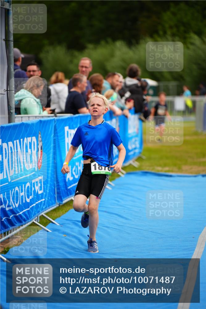 30.08.2026 - Elbe Triathlon Hamburg LAZAROV Photography http://msf.ph/oto/10071487 30.08.2026 12:59:15 Ziel 1838, 1878 meine-sportfotos.de