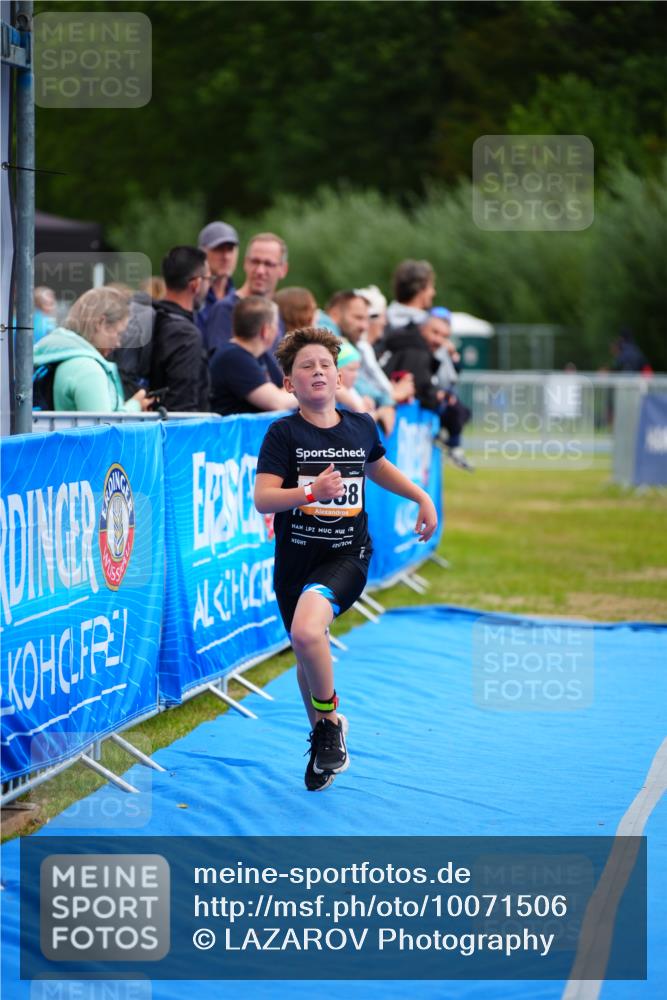 30.08.2026 - Elbe Triathlon Hamburg LAZAROV Photography http://msf.ph/oto/10071506 30.08.2026 12:59:20 Ziel 1838 meine-sportfotos.de