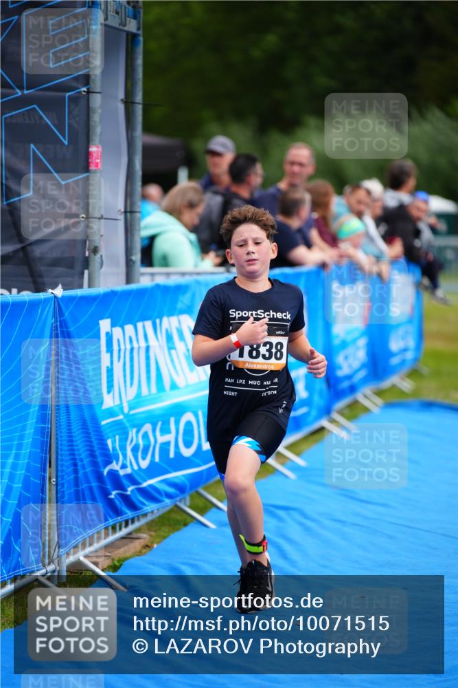 30.08.2026 - Elbe Triathlon Hamburg LAZAROV Photography http://msf.ph/oto/10071515 30.08.2026 12:59:21 Ziel 1838 meine-sportfotos.de