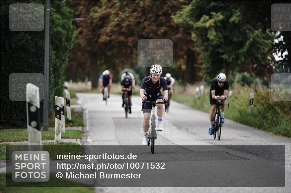 30.08.2026 - Elbe Triathlon Hamburg Michael Burmester http://msf.ph/oto/10071532 30.08.2026 10:06:09 Radfahren 483, 584, 732, 787, 877, 923 meine-sportfotos.de
