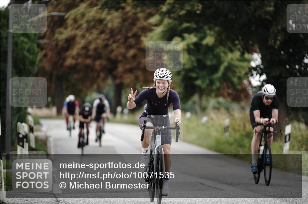 30.08.2026 - Elbe Triathlon Hamburg Michael Burmester http://msf.ph/oto/10071535 30.08.2026 10:06:10 Radfahren 483, 584, 732, 787, 877, 923 meine-sportfotos.de