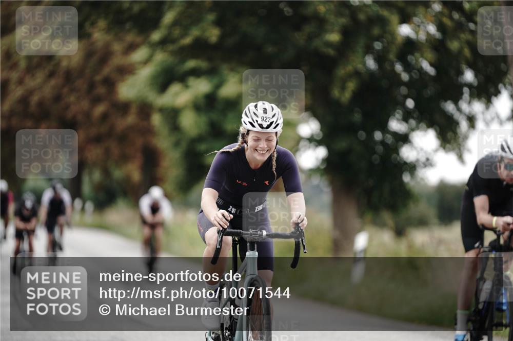 30.08.2026 - Elbe Triathlon Hamburg Michael Burmester http://msf.ph/oto/10071544 30.08.2026 10:06:11 Radfahren 483, 584, 732, 787, 877, 923 meine-sportfotos.de