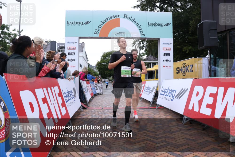30.08.2026 - Blankeneser Heldenlauf Lena Gebhardt http://msf.ph/oto/10071591 30.08.2026 10:12:07 Ziel 1288, 5050, 5883 meine-sportfotos.de