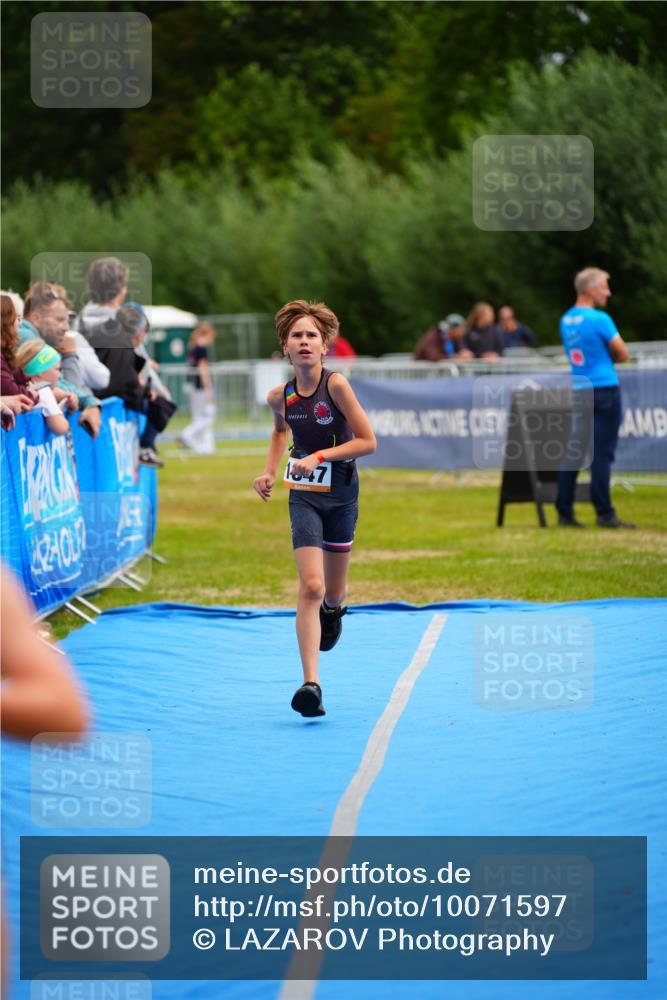 30.08.2026 - Elbe Triathlon Hamburg LAZAROV Photography http://msf.ph/oto/10071597 30.08.2026 12:59:42 Ziel 1847, 1888 meine-sportfotos.de