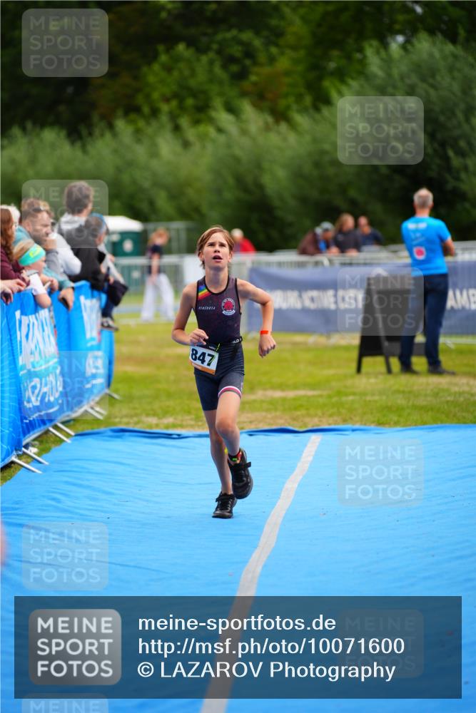 30.08.2026 - Elbe Triathlon Hamburg LAZAROV Photography http://msf.ph/oto/10071600 30.08.2026 12:59:42 Ziel 1847, 1888 meine-sportfotos.de