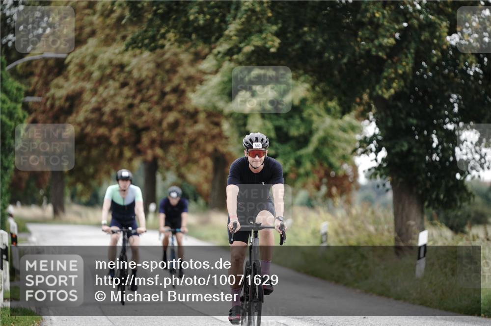 30.08.2026 - Elbe Triathlon Hamburg Michael Burmester http://msf.ph/oto/10071629 30.08.2026 10:06:52 Radfahren 449, 550, 794, 875, 977 meine-sportfotos.de
