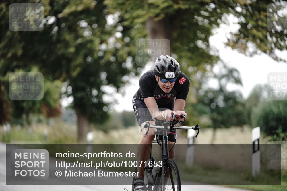 30.08.2026 - Elbe Triathlon Hamburg Michael Burmester http://msf.ph/oto/10071653 30.08.2026 10:07:13 Radfahren 663, 761 meine-sportfotos.de