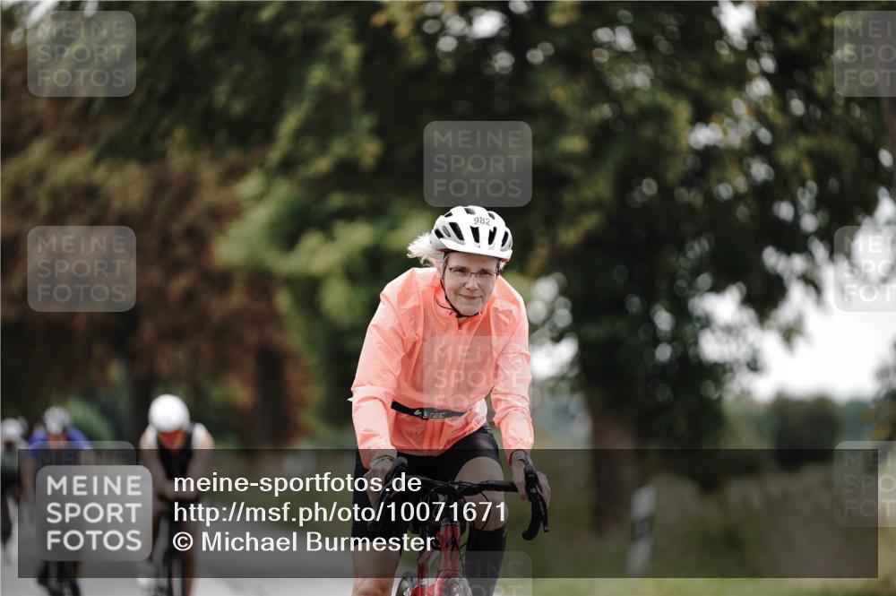 30.08.2026 - Elbe Triathlon Hamburg Michael Burmester http://msf.ph/oto/10071671 30.08.2026 10:07:31 Radfahren 492, 573, 739, 775, 903, 936, 982 meine-sportfotos.de