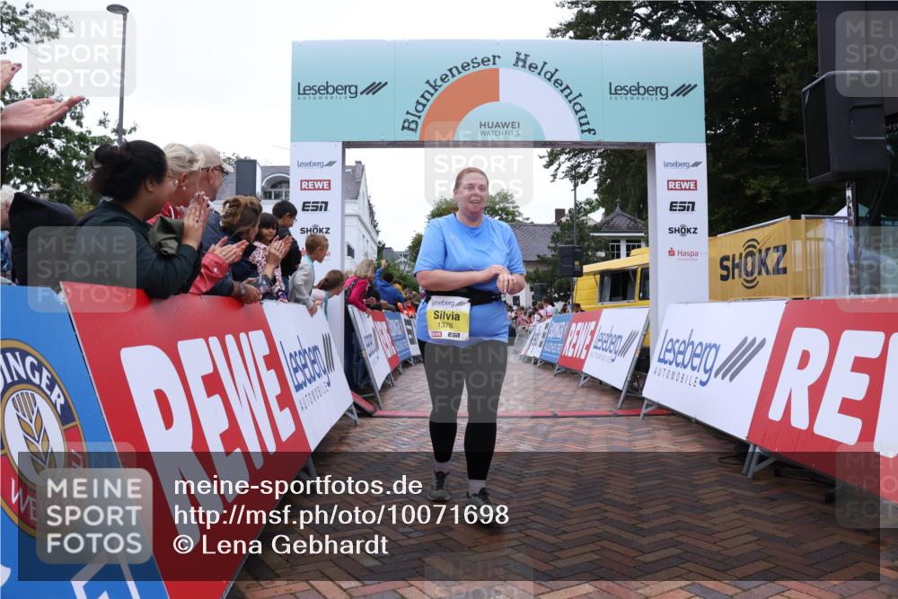 30.08.2026 - Blankeneser Heldenlauf Lena Gebhardt http://msf.ph/oto/10071698 30.08.2026 10:12:21 Ziel 1376, 5572 meine-sportfotos.de