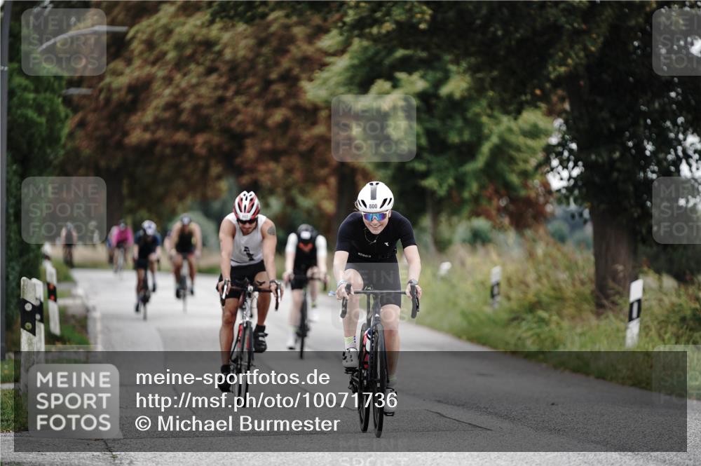 30.08.2026 - Elbe Triathlon Hamburg Michael Burmester http://msf.ph/oto/10071736 30.08.2026 10:08:06 Radfahren 434, 482, 578, 754, 763, 800, 812, 914 meine-sportfotos.de
