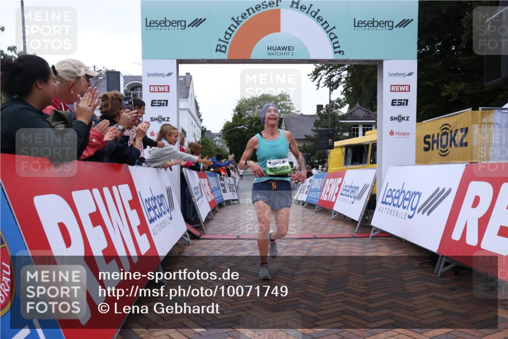 30.08.2026 - Blankeneser Heldenlauf Lena Gebhardt http://msf.ph/oto/10071749 30.08.2026 10:12:28 Ziel 5365, 5560 meine-sportfotos.de