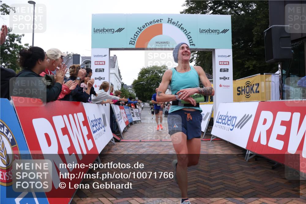 30.08.2026 - Blankeneser Heldenlauf Lena Gebhardt http://msf.ph/oto/10071766 30.08.2026 10:12:29 Ziel 5365, 5560 meine-sportfotos.de