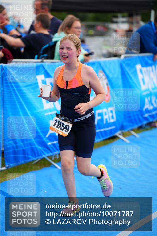 30.08.2026 - Elbe Triathlon Hamburg LAZAROV Photography http://msf.ph/oto/10071787 30.08.2026 13:05:58 Ziel 1767, 1859 meine-sportfotos.de