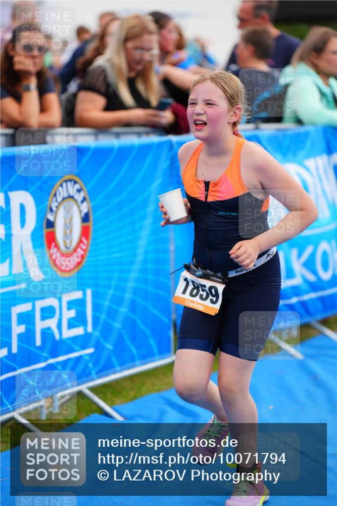30.08.2026 - Elbe Triathlon Hamburg LAZAROV Photography http://msf.ph/oto/10071794 30.08.2026 13:05:58 Ziel 1767, 1859 meine-sportfotos.de