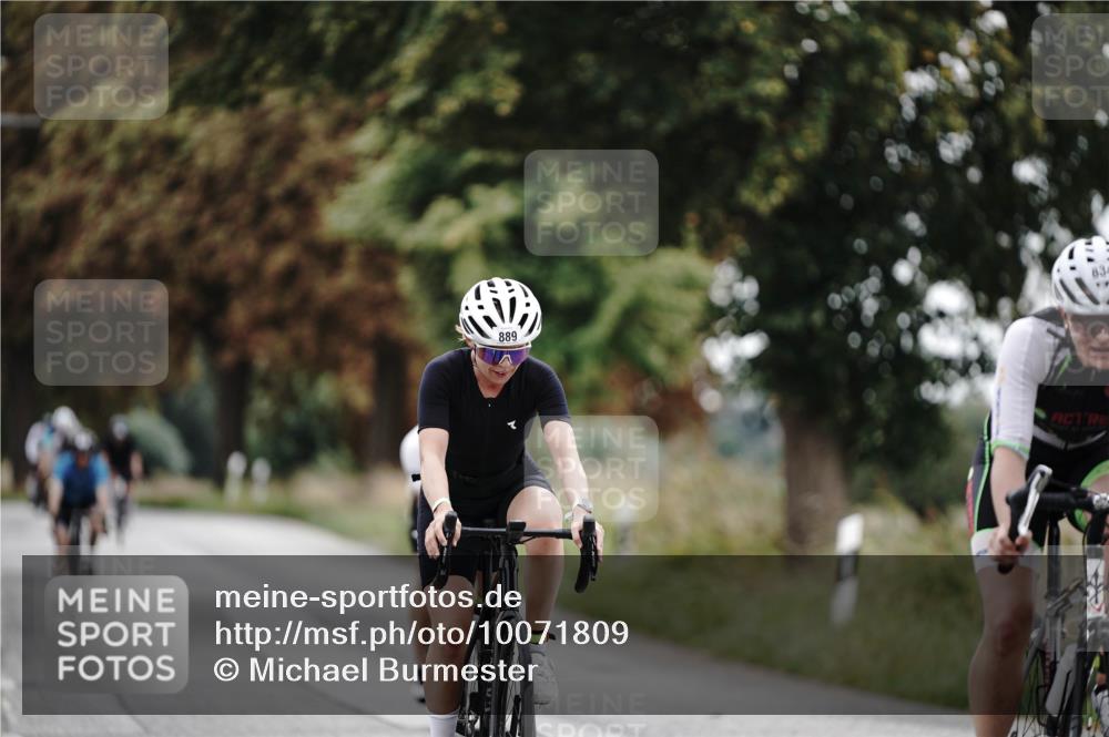 30.08.2026 - Elbe Triathlon Hamburg Michael Burmester http://msf.ph/oto/10071809 30.08.2026 10:08:37 Radfahren 500, 509, 676, 686, 709, 736, 834, 889, 908 meine-sportfotos.de