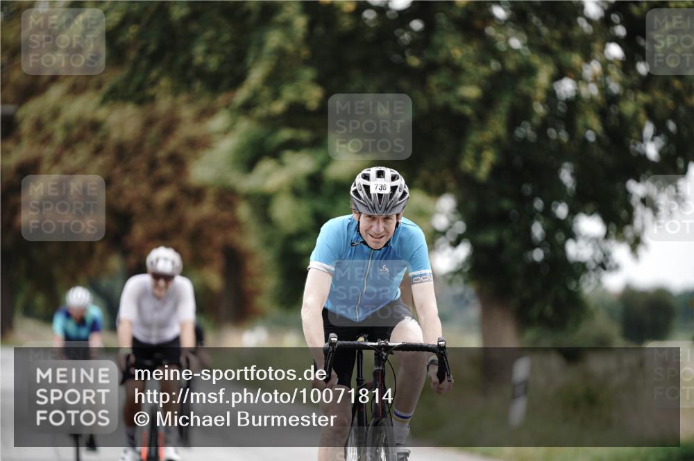 30.08.2026 - Elbe Triathlon Hamburg Michael Burmester http://msf.ph/oto/10071814 30.08.2026 10:08:42 Radfahren 425, 634, 686, 709, 736, 792 meine-sportfotos.de
