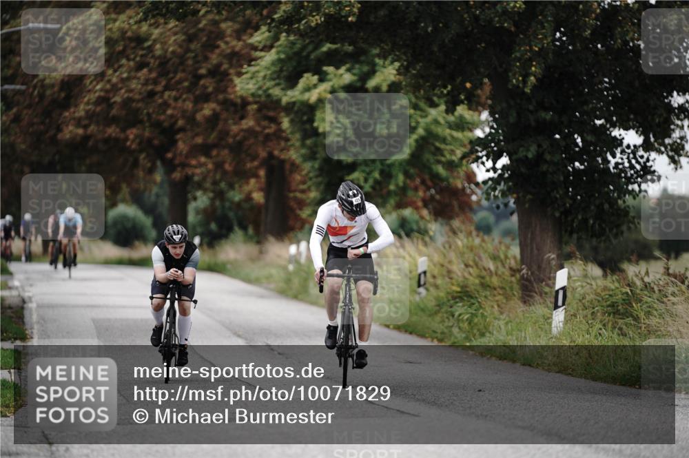 30.08.2026 - Elbe Triathlon Hamburg Michael Burmester http://msf.ph/oto/10071829 30.08.2026 10:08:46 Radfahren 425, 634, 686, 709, 792 meine-sportfotos.de
