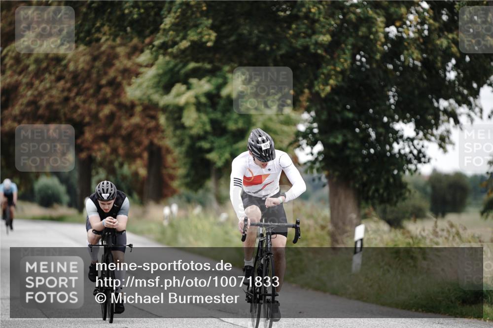 30.08.2026 - Elbe Triathlon Hamburg Michael Burmester http://msf.ph/oto/10071833 30.08.2026 10:08:47 Radfahren 425, 634, 709, 792 meine-sportfotos.de