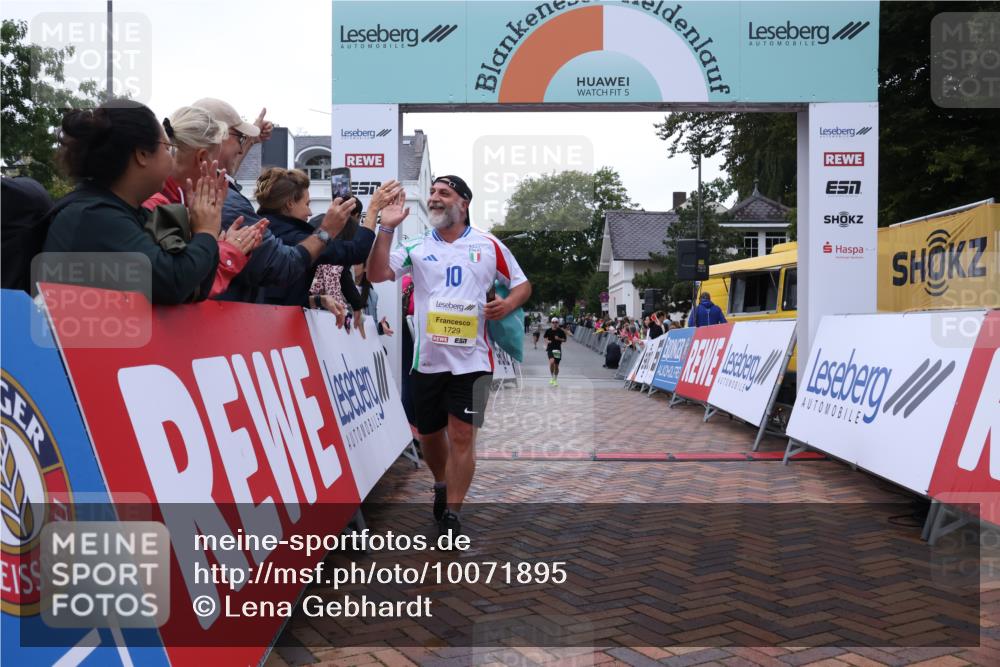 30.08.2026 - Blankeneser Heldenlauf Lena Gebhardt http://msf.ph/oto/10071895 30.08.2026 10:13:00 Ziel 1729 meine-sportfotos.de
