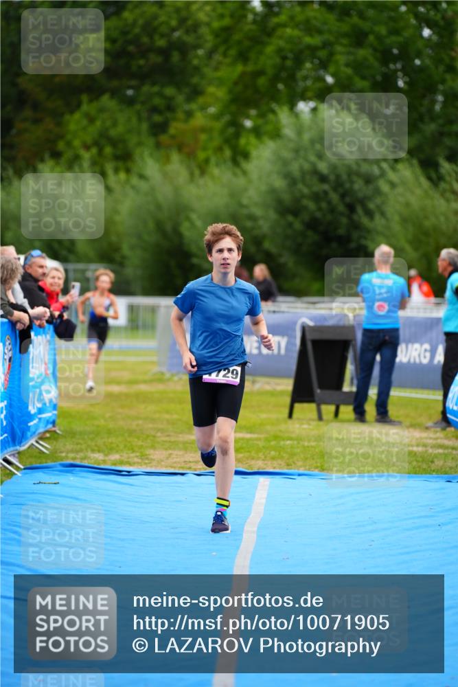 30.08.2026 - Elbe Triathlon Hamburg LAZAROV Photography http://msf.ph/oto/10071905 30.08.2026 13:07:38 Ziel 1729, 1778 meine-sportfotos.de
