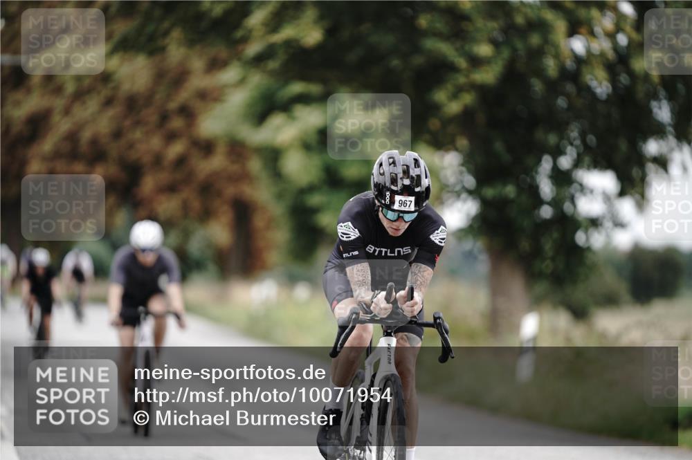 30.08.2026 - Elbe Triathlon Hamburg Michael Burmester http://msf.ph/oto/10071954 30.08.2026 10:10:01 Radfahren 408, 415, 865, 967 meine-sportfotos.de