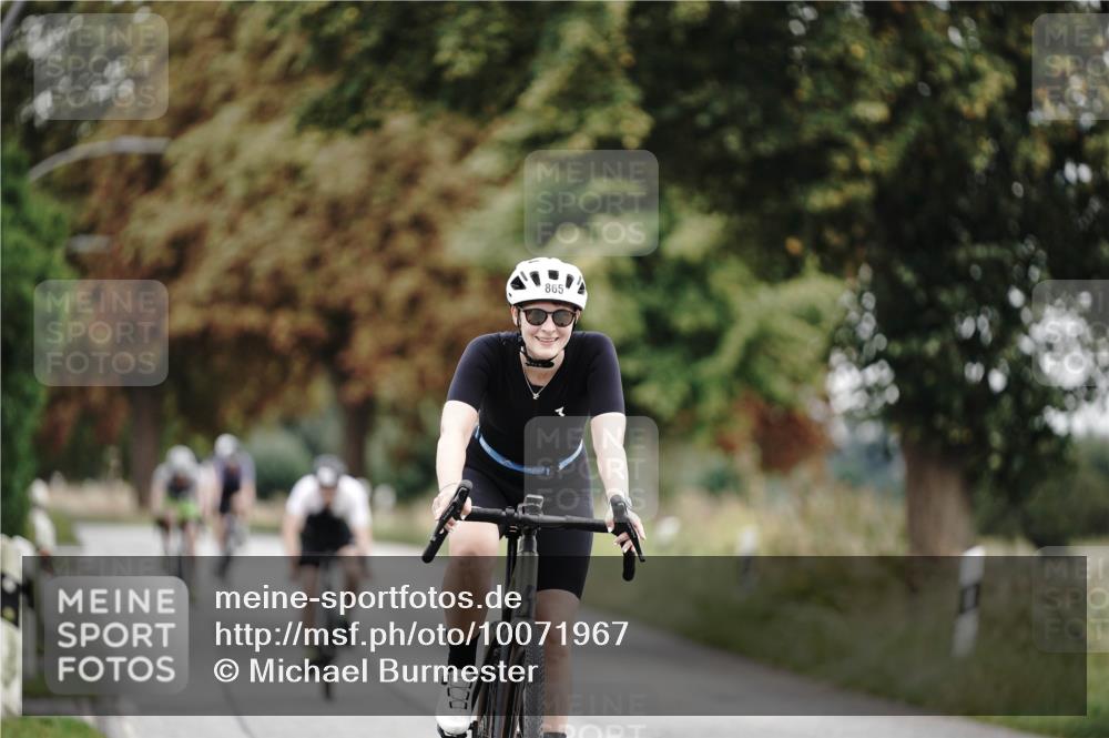 30.08.2026 - Elbe Triathlon Hamburg Michael Burmester http://msf.ph/oto/10071967 30.08.2026 10:10:05 Radfahren 408, 415, 516, 855, 865 meine-sportfotos.de