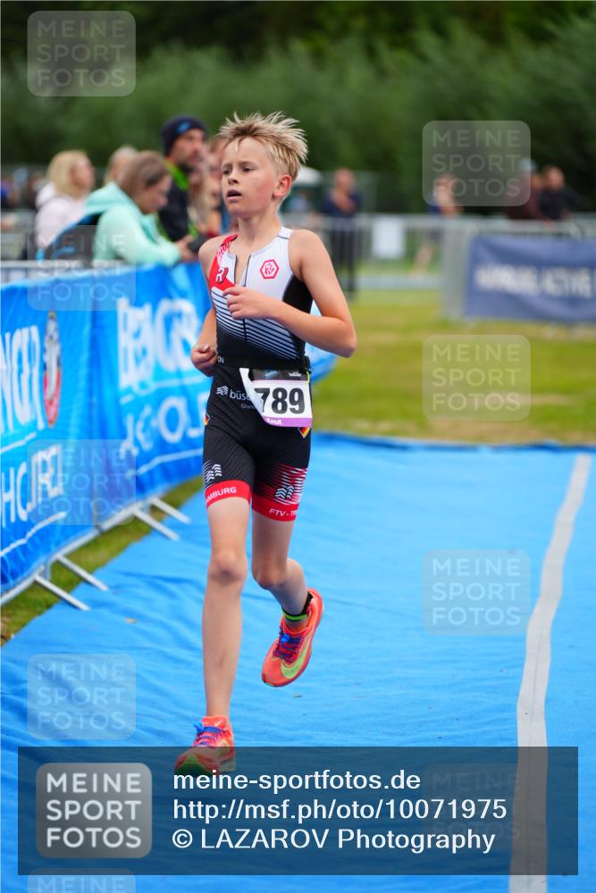 30.08.2026 - Elbe Triathlon Hamburg LAZAROV Photography http://msf.ph/oto/10071975 30.08.2026 13:09:04 Ziel 1789 meine-sportfotos.de