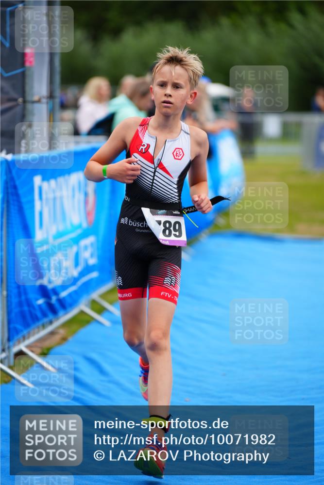 30.08.2026 - Elbe Triathlon Hamburg LAZAROV Photography http://msf.ph/oto/10071982 30.08.2026 13:09:04 Ziel 1789 meine-sportfotos.de