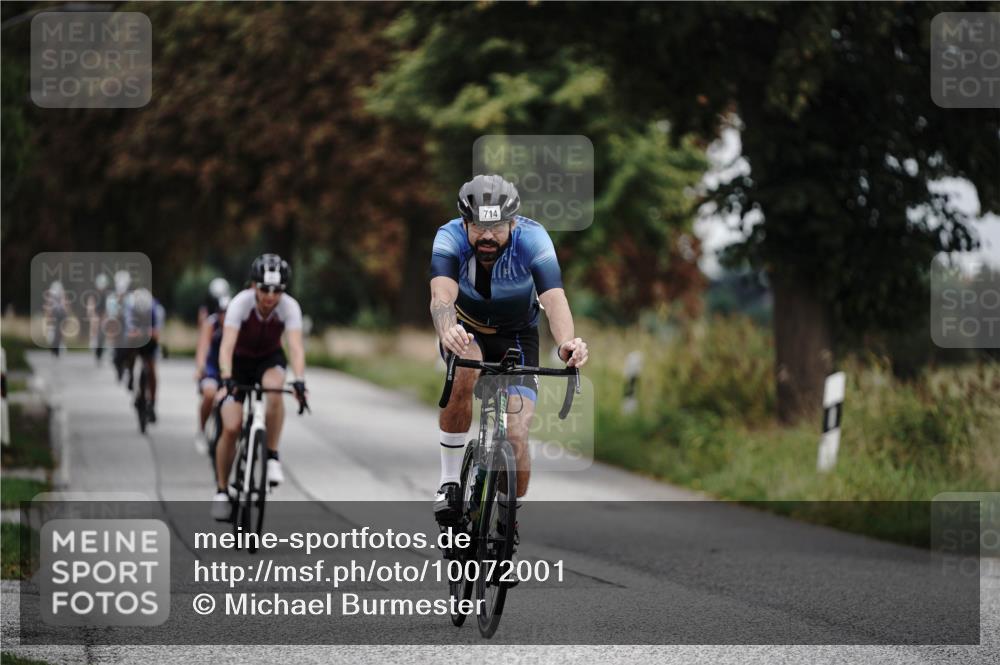 30.08.2026 - Elbe Triathlon Hamburg Michael Burmester http://msf.ph/oto/10072001 30.08.2026 10:10:32 Radfahren 462, 714, 789, 911, 961, 965 meine-sportfotos.de