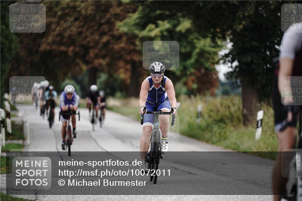 30.08.2026 - Elbe Triathlon Hamburg Michael Burmester http://msf.ph/oto/10072011 30.08.2026 10:10:34 Radfahren 462, 541, 714, 789, 856, 911, 961, 965 meine-sportfotos.de