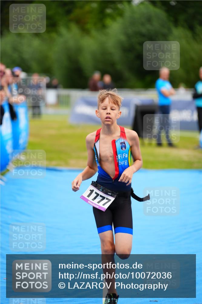 30.08.2026 - Elbe Triathlon Hamburg LAZAROV Photography http://msf.ph/oto/10072036 30.08.2026 13:09:25 Ziel 1777, 1828 meine-sportfotos.de